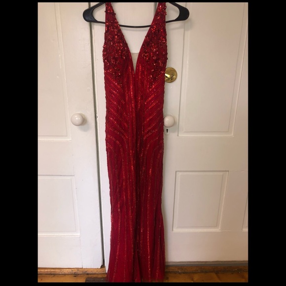 Selling my Prom Dress! - Picture 4 of 4